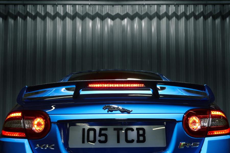  Jaguar XKR-S 2011 года  (фото 12 из 35)